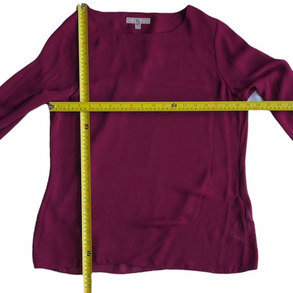 Banana Republic Tulip Hem Blouse Long Sleeve Size Medium Berry Magenta Colour - Picture 9 of 17